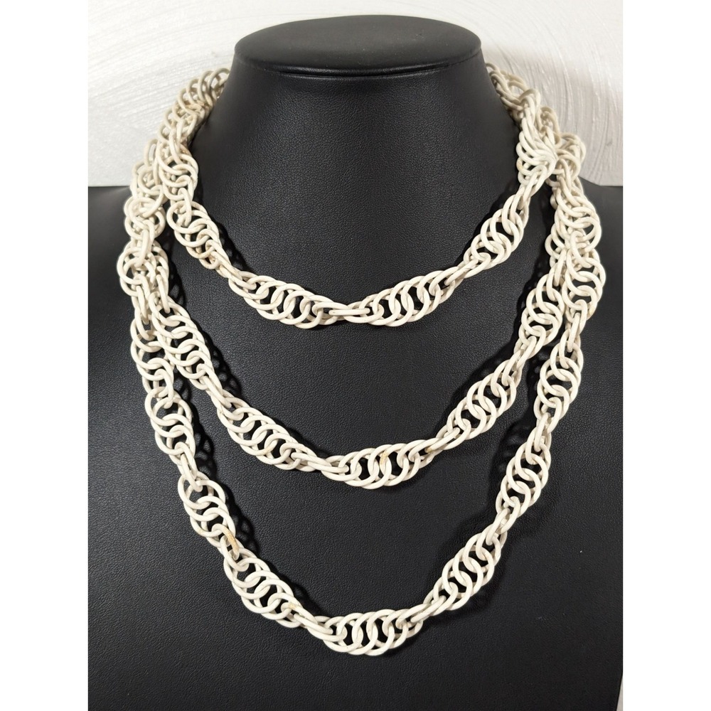 Vintage White Acrylic Chain Round Link Twist Long Necklace 56"‎